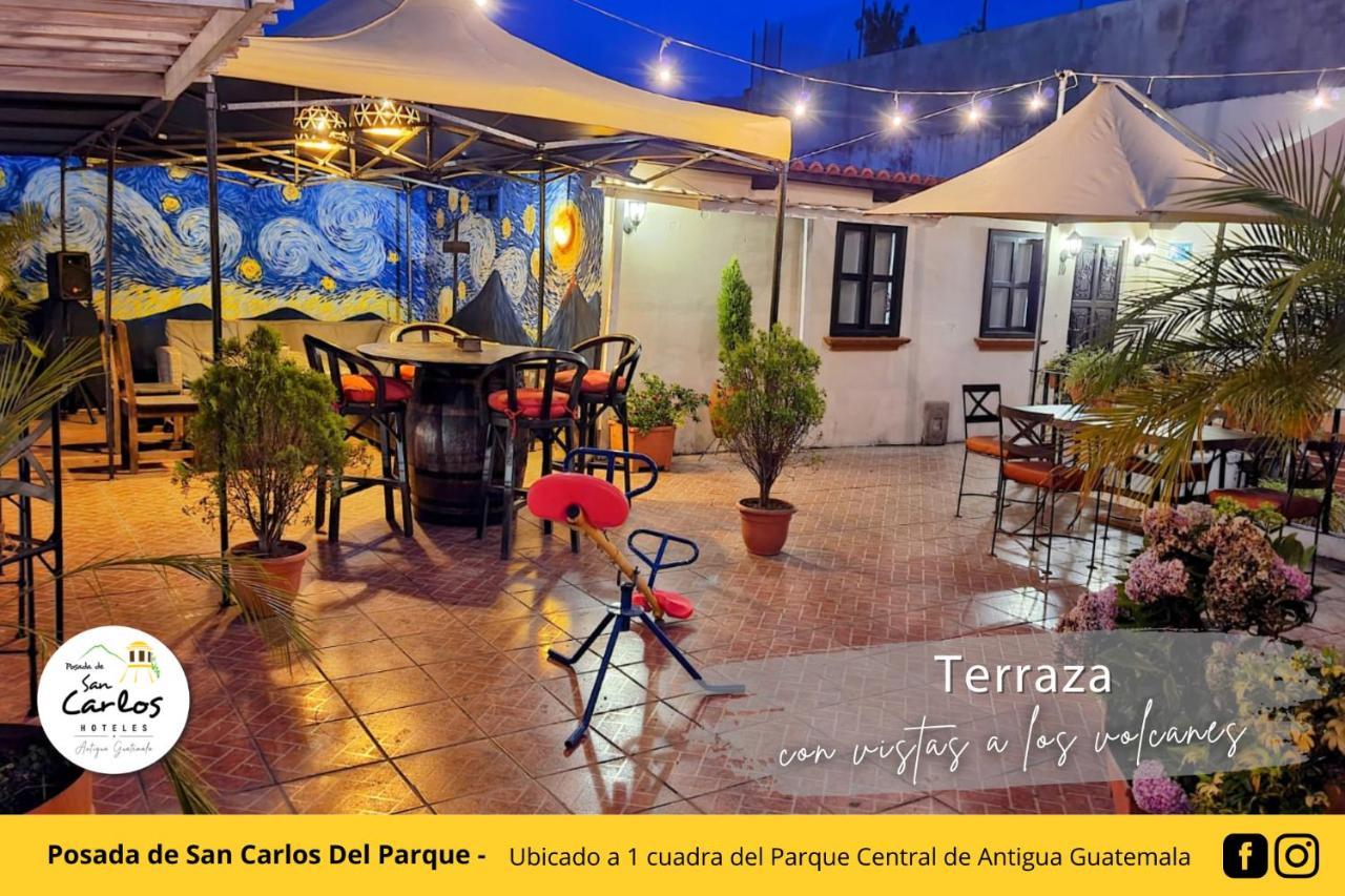 Posada De San Carlos Del Parque Антигуа-Гватемала Экстерьер фото
